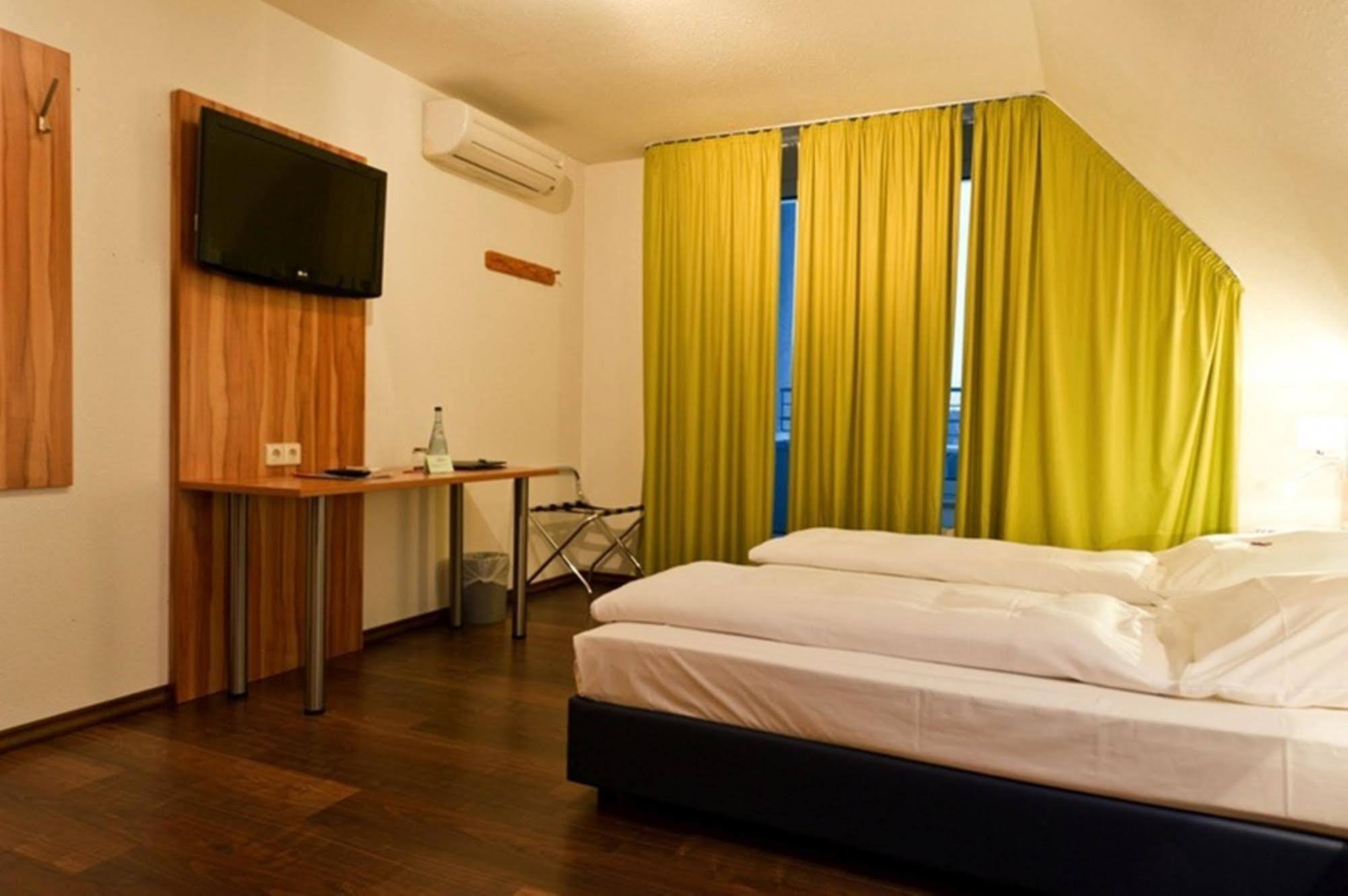 Hotel Domino Estugarda Exterior foto